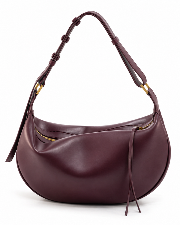 Bolso media luna Torino burdeos sobre fondo blanco